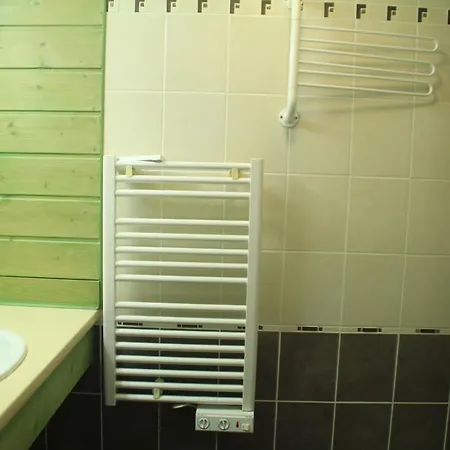 Chalune Fdf Nature & Farm 6 Pers Apartment Chatel